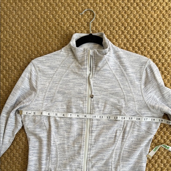 NWT Lululemon Athletic Define Jacket - Luon - White and Gray Space Dye - size 12 - Picture 8 of 8